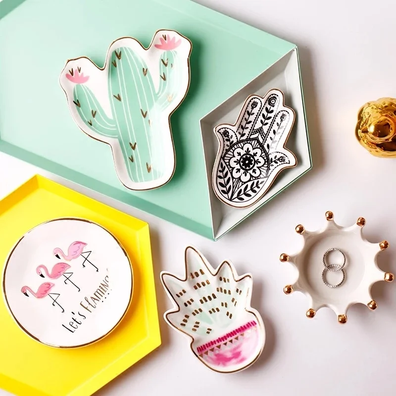 Mini Ceramic Plate Small Hand Flamingo Cactus Pineapple Decor Jewelry Trinket Dish Necklace Storage Vanity Trinket Tray Organize
Mini Ceramic Plate Small Hand Flamingo Cactus Pineapple Decor Jewelry Trinket Dish Necklace Storage Vanity Trinket Tray Organize