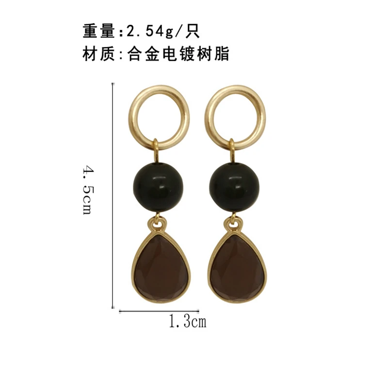 New fashion geometric metal long tassel earrings, Korea contracted temperament fashionable woman's earrings 2021 new
New fashion geometric metal long tassel earrings, Korea contracted temperament fashionable woman's earrings 2021 new