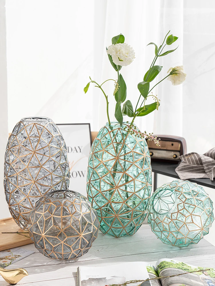 European Light Luxury Glass Vase Copper Painted Gold Geometry Hydroponic Dry Flower Flower Vases Home Decoration Accessories
European Light Luxury Glass Vase Copper Painted Gold Geometry Hydroponic Dry Flower Flower Vases Home Decoration Accessories