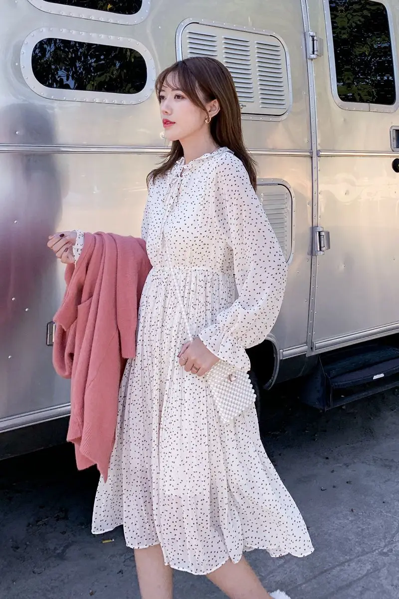 COIGARSAM Ruffles Women dress Spring Polka Dot Chiffon Floral Print Dresses Black Apricot 20710
COIGARSAM Ruffles Women dress Spring Polka Dot Chiffon Floral Print Dresses Black Apricot 20710