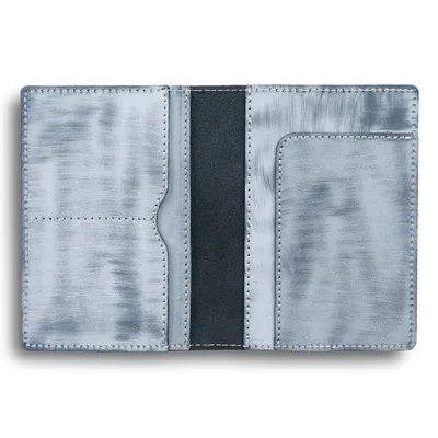 2021 men's leather passport case handmade card holder famous brand passport cover
2021 men's leather passport case handmade card holder famous brand passport cover