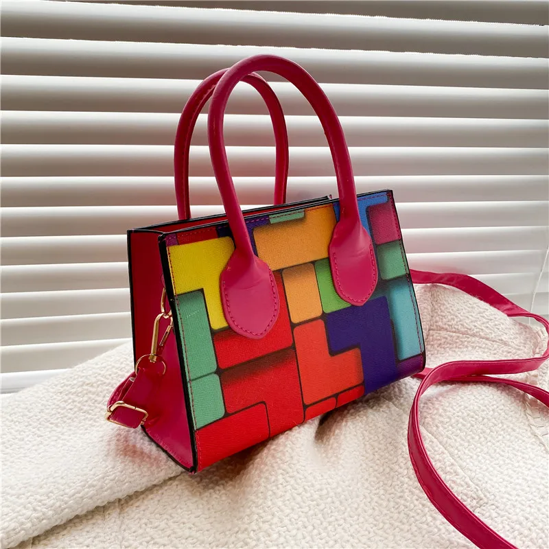 Women's Bag 2021 New Hit Cartoon Printing Shoulder Tote Bag Female Fashion Leather Cute Small Handbag Woman Sac Main Femme Bolsa
Women's Bag 2021 New Hit Cartoon Printing Shoulder Tote Bag Female Fashion Leather Cute Small Handbag Woman Sac Main Femme Bolsa
