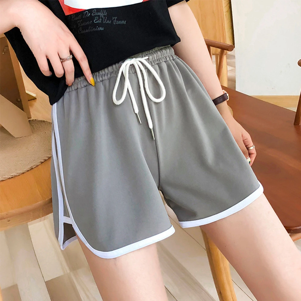 Sports shorts women 2020 summer new multicolor loose high waist wide leg shorts bomb shelter casual pajamas
Sports shorts women 2020 summer new multicolor loose high waist wide leg shorts bomb shelter casual pajamas