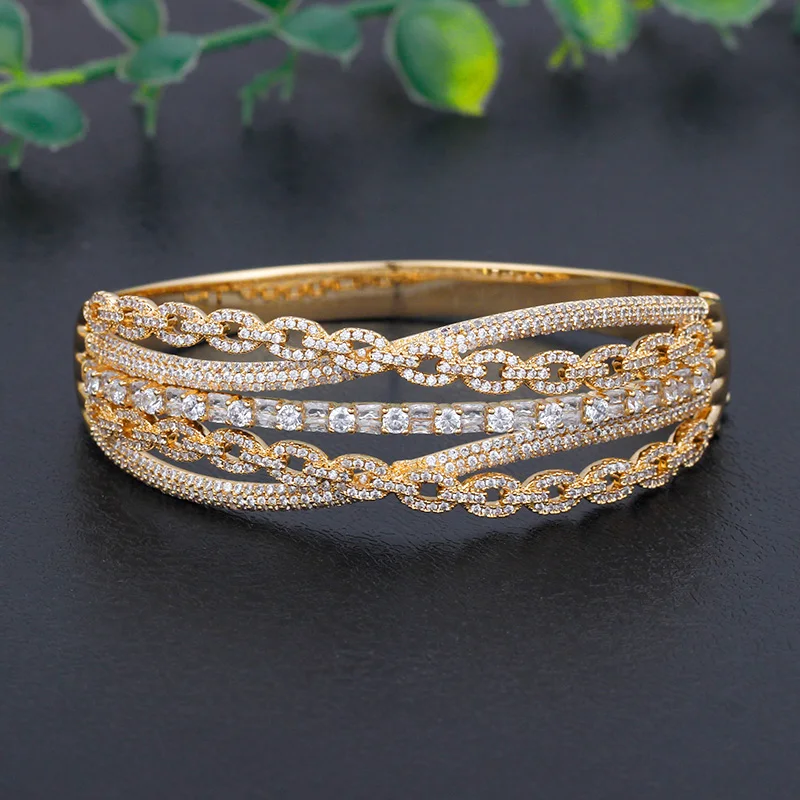 Elegant Women Bangle CZ Cubic Zirconia Quality A+ Luxury Jewelry For Wedding Party Date The Best Choice Birthday Gift
Elegant Women Bangle CZ Cubic Zirconia Quality A+ Luxury Jewelry For Wedding Party Date The Best Choice Birthday Gift