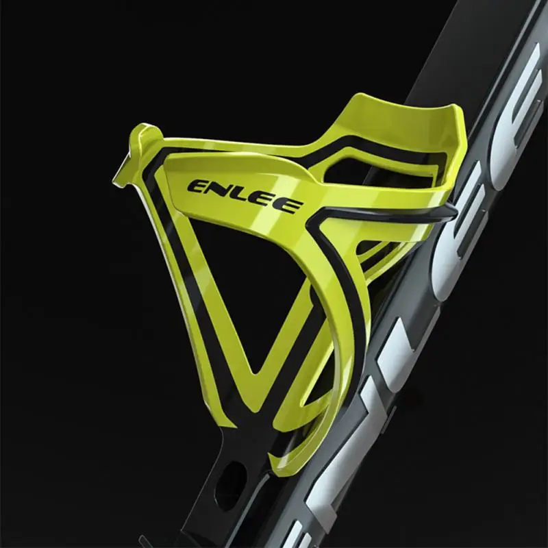 Road Bike Ultra-light Two-color Bottle Cages One-piece Cup Holders Very Suitable For Cross-border MTB Bikes Bicycle Accessories
Road Bike Ultra-light Two-color Bottle Cages One-piece Cup Holders Very Suitable For Cross-border MTB Bikes Bicycle Accessories