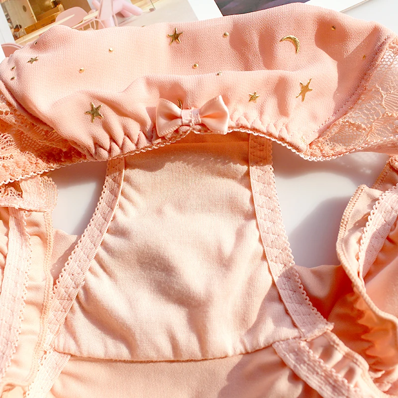 Hot Underwear Starry Women Bra Set Printing Full Lace Triangle Cup Wire Free Lovely Girl Intimates Sexy Bralette Panties Set
Hot Underwear Starry Women Bra Set Printing Full Lace Triangle Cup Wire Free Lovely Girl Intimates Sexy Bralette Panties Set