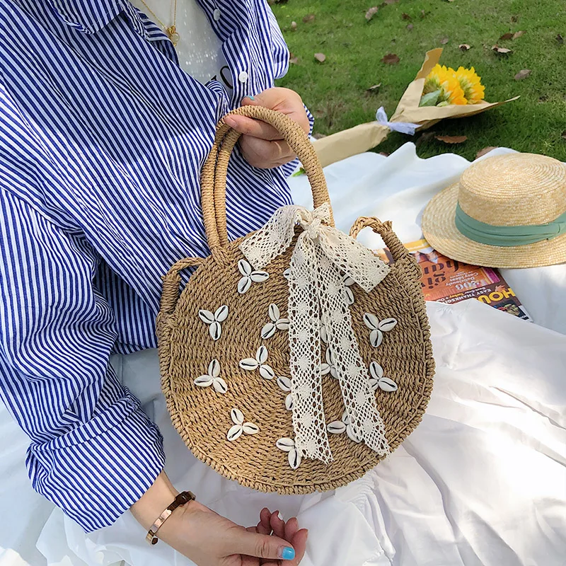 Big Female Bag Summer Large White Handbags Shoulder Bag Beach Vacation Travel Lace Ribbon Shell Weaving Straw Bags For G
Big Female Bag Summer Large White Handbags Shoulder Bag Beach Vacation Travel Lace Ribbon Shell Weaving Straw Bags For G