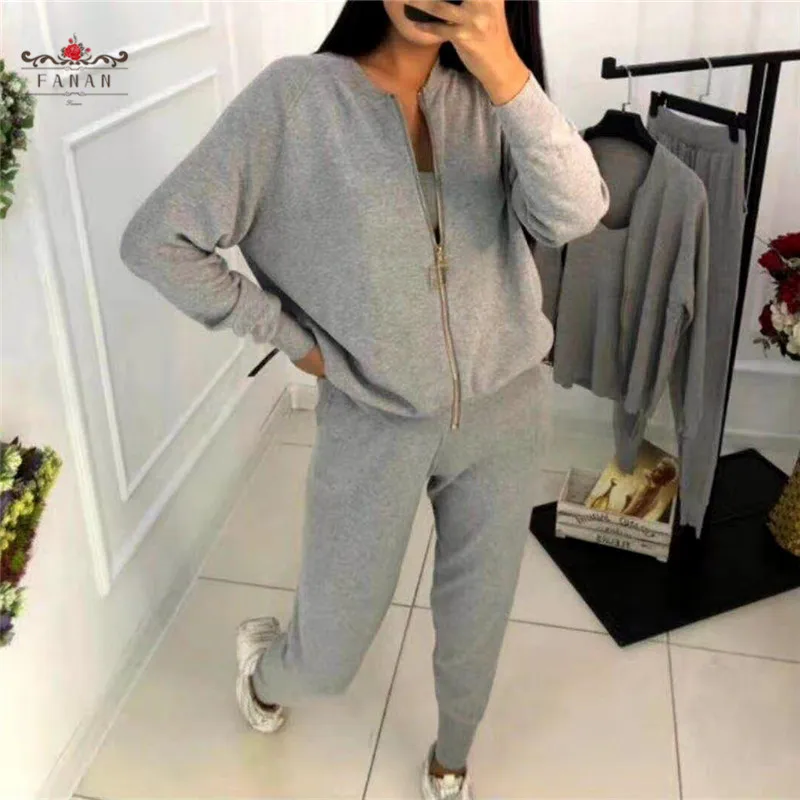 Women Sweaters Knitting Suit Zipper Cardigans+Vest+Pants Sets Spring Autumn Casual Outfits 3pcs Solid Color Female Tracksuits
Women Sweaters Knitting Suit Zipper Cardigans+Vest+Pants Sets Spring Autumn Casual Outfits 3pcs Solid Color Female Tracksuits