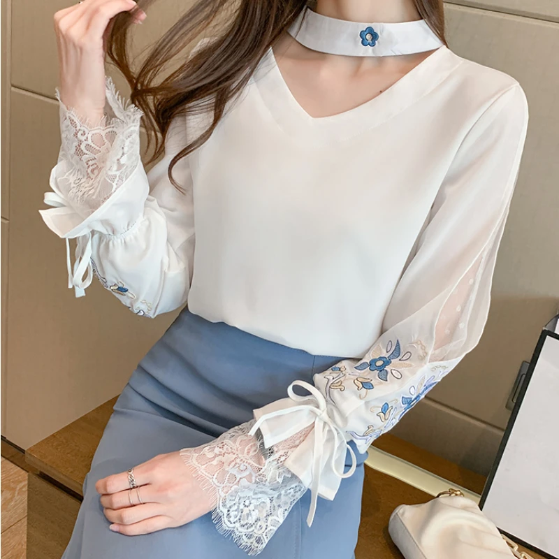 Korean Style Women Blouse Spring 2022 Autumn New Chiffon Shirt long sleeved White Embroidered Lace Mesh Vintage Blouse Tops 807A
Korean Style Women Blouse Spring 2022 Autumn New Chiffon Shirt long sleeved White Embroidered Lace Mesh Vintage Blouse Tops 807A