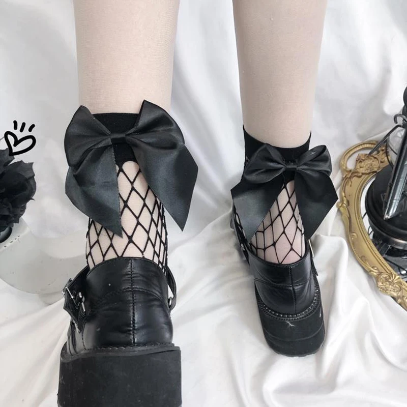 Chic Streetwear Women's Harajuku Black Breathable Bow Knot Fishnet Socks Sexy Hollow Out Mesh Nets Socks Ladies Girl's Bow Sox 
Chic Streetwear Women's Harajuku Black Breathable Bow Knot Fishnet Socks Sexy Hollow Out Mesh Nets Socks Ladies Girl's Bow Sox