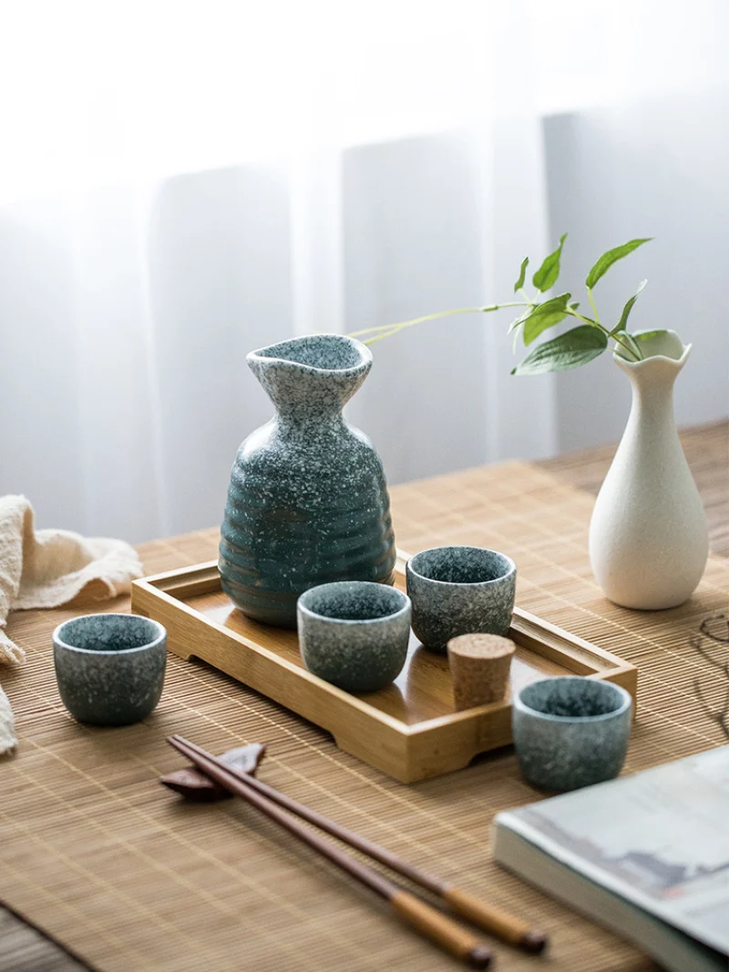 Japanese ceramic retro sake wihte yellow wine household hot wine pot suit rice wine heating wine warmer wineware set
Japanese ceramic retro sake wihte yellow wine household hot wine pot suit rice wine heating wine warmer wineware set