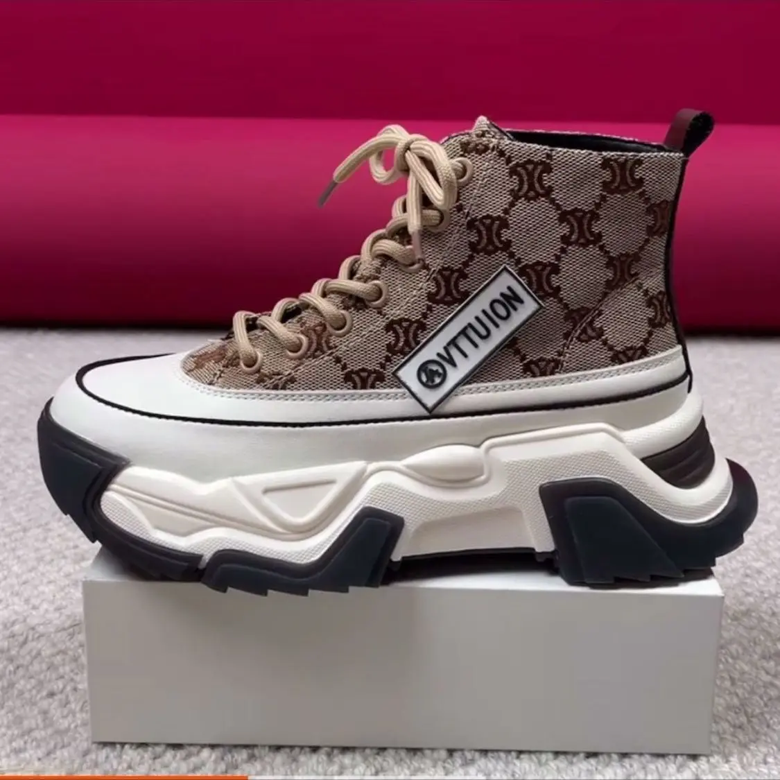 2021 Autumn New European Station Soft Leather Retro Casual Sports Dad Shoes Women's Muffin Platform High-Top Shoes Printing
2021 Autumn New European Station Soft Leather Retro Casual Sports Dad Shoes Women's Muffin Platform High-Top Shoes Printing