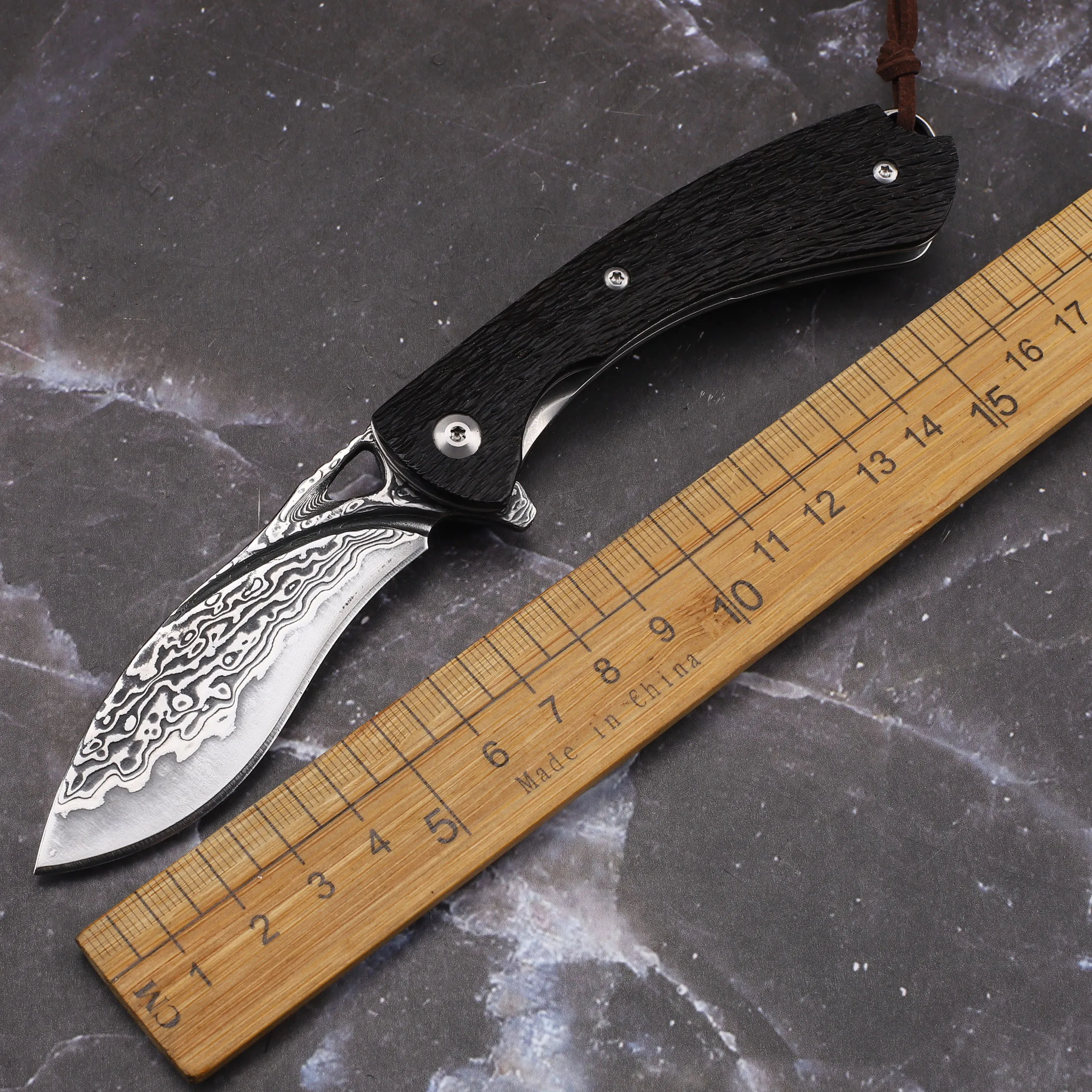 VG10 Damascus Steel +Ebony Wood Handle Camping Hunting Outdoor Climbing Fishing Pocket Fruit Portable Multi-tool Knife
VG10 Damascus Steel +Ebony Wood Handle Camping Hunting Outdoor Climbing Fishing Pocket Fruit Portable Multi-tool Knife
