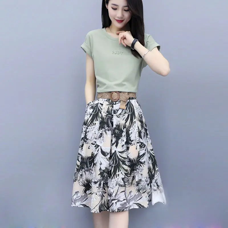 2022 Summer Plus Size Sets New Fashion Women Suits Short Sleeve Tops and Belt Floral Printed Long Chiffon Skirt Suit Set Y563
2022 Summer Plus Size Sets New Fashion Women Suits Short Sleeve Tops and Belt Floral Printed Long Chiffon Skirt Suit Set Y563