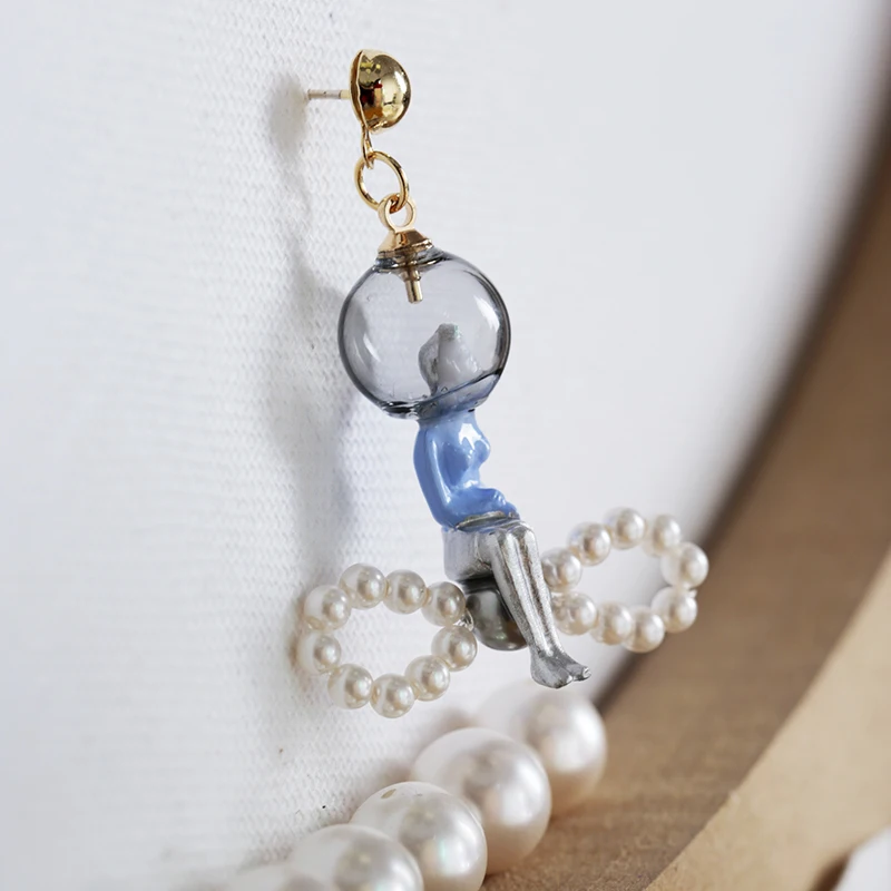Earrings For Women Pearl Butterfly Character Earrings Statement Funny Cute Stud Earrings Clip On Korean Fashion Jewelry Resin
Earrings For Women Pearl Butterfly Character Earrings Statement Funny Cute Stud Earrings Clip On Korean Fashion Jewelry Resin