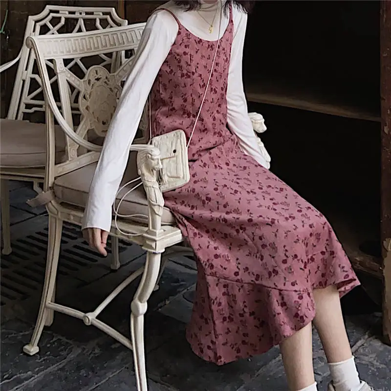 2020 women printed v-neck dress lady elegant Corduroy France dress female spaghetti strap spring vestidos
2020 women printed v-neck dress lady elegant Corduroy France dress female spaghetti strap spring vestidos