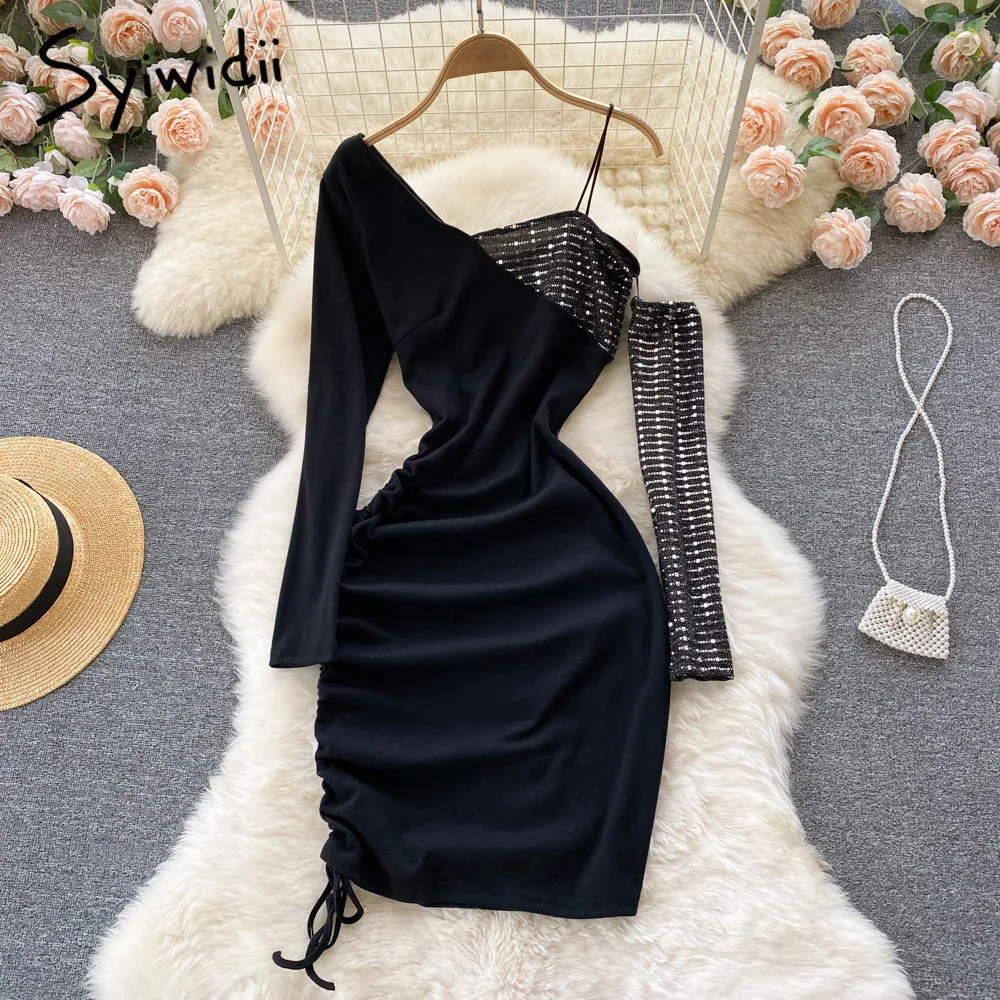 2022 New Year Sequins Bodycon Dress Club Mini Party Dresses Drawstring Fashion Black Vestidos for Women Sexy Winter 2021 Full
2022 New Year Sequins Bodycon Dress Club Mini Party Dresses Drawstring Fashion Black Vestidos for Women Sexy Winter 2021 Full