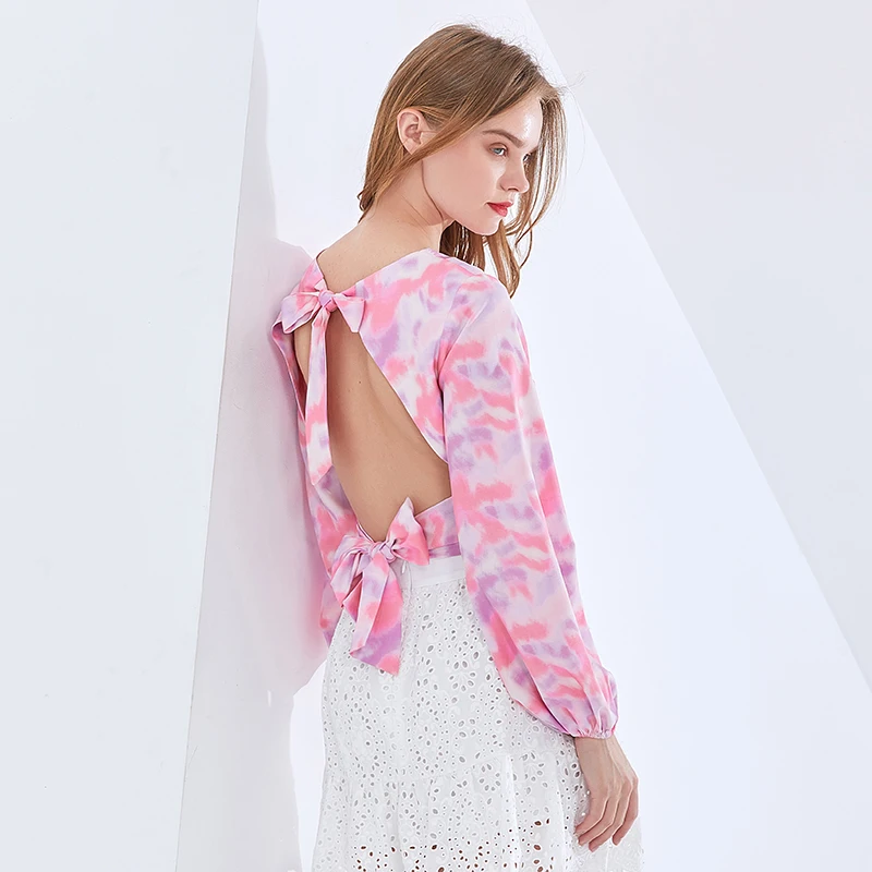 VGH Short Sexy Shirts For Women V Neck Lantern Long Sleeve Backless Hollow Out Patchwork Bowknot Casual Blouses Female 2021 Tide
VGH Short Sexy Shirts For Women V Neck Lantern Long Sleeve Backless Hollow Out Patchwork Bowknot Casual Blouses Female 2021 Tide