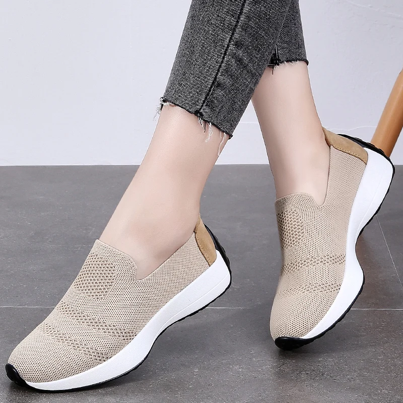 Women Shoes Casual Fly Knitting Summer Autumn Flats Breathable Antiskid Shock Absorption Light Soft Comfort Simplicity Run Work
Women Shoes Casual Fly Knitting Summer Autumn Flats Breathable Antiskid Shock Absorption Light Soft Comfort Simplicity Run Work