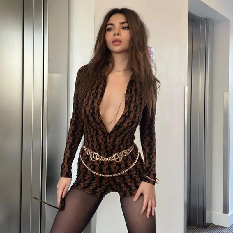 2021 Autumn New Women's Hot Girl Style Sexy Self-Cultivation Hip-Up Printing Corrugated Elastic Long-Sleeved Jumpsuit Female
2021 Autumn New Women's Hot Girl Style Sexy Self-Cultivation Hip-Up Printing Corrugated Elastic Long-Sleeved Jumpsuit Female