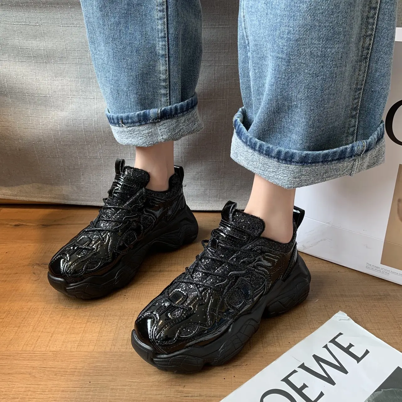 Winter Ladies Dad Shoes Lace-up Sneakers Women White Round Toe Rubber High Top Platform Shoes Women Keep Warm Vulcanized Shoes
Winter Ladies Dad Shoes Lace-up Sneakers Women White Round Toe Rubber High Top Platform Shoes Women Keep Warm Vulcanized Shoes