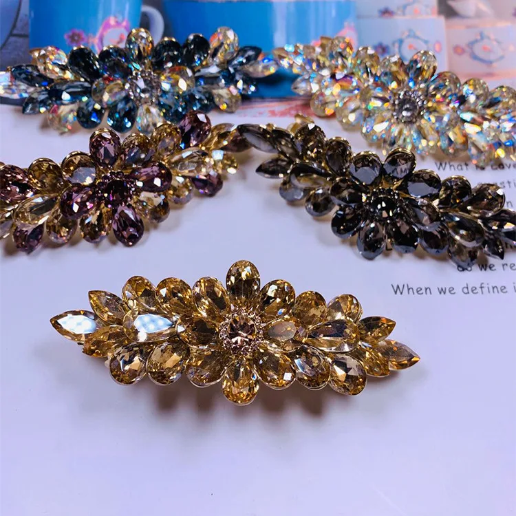 Female adult top clip to crystal headdress hairpin horsetail spring clip, it is all 8 cm spring clip
Female adult top clip to crystal headdress hairpin horsetail spring clip, it is all 8 cm spring clip