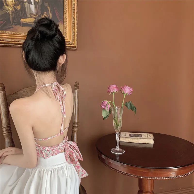 Backless Summer Camis Off Shoulder Fashion Brand Women's Clothing Tees Pink Print Low-cut Sexy Club Slim Crop Top Ladies New
Backless Summer Camis Off Shoulder Fashion Brand Women's Clothing Tees Pink Print Low-cut Sexy Club Slim Crop Top Ladies New
