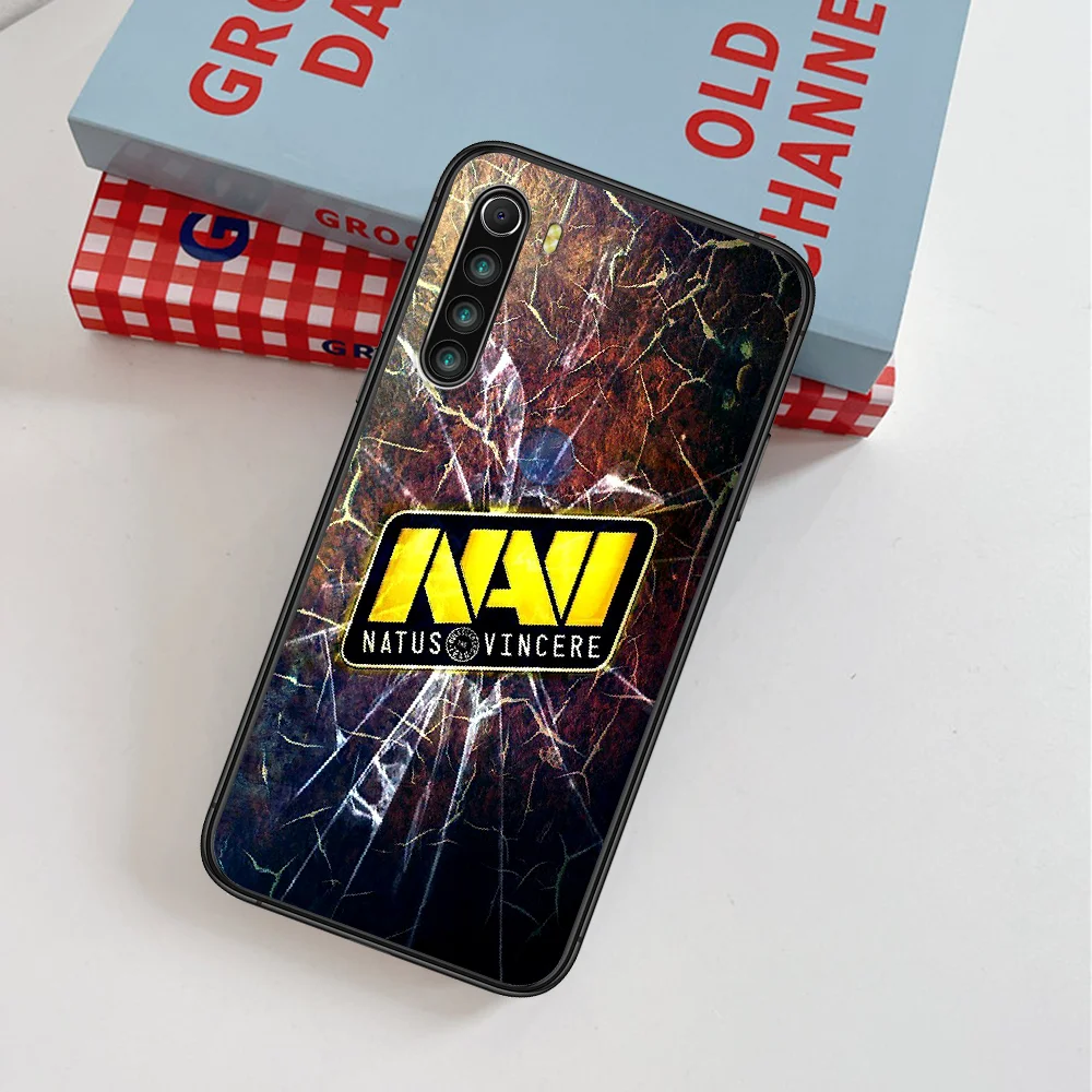 CS Go Natus Vincere Navi Logo Phone Case For Xiaomi Redmi Note 7 8 8T 9 9S 4X 7 7A 9A K30 Pro Ultra black Shell Soft Hoesjes
CS Go Natus Vincere Navi Logo Phone Case For Xiaomi Redmi Note 7 8 8T 9 9S 4X 7 7A 9A K30 Pro Ultra black Shell Soft Hoesjes
