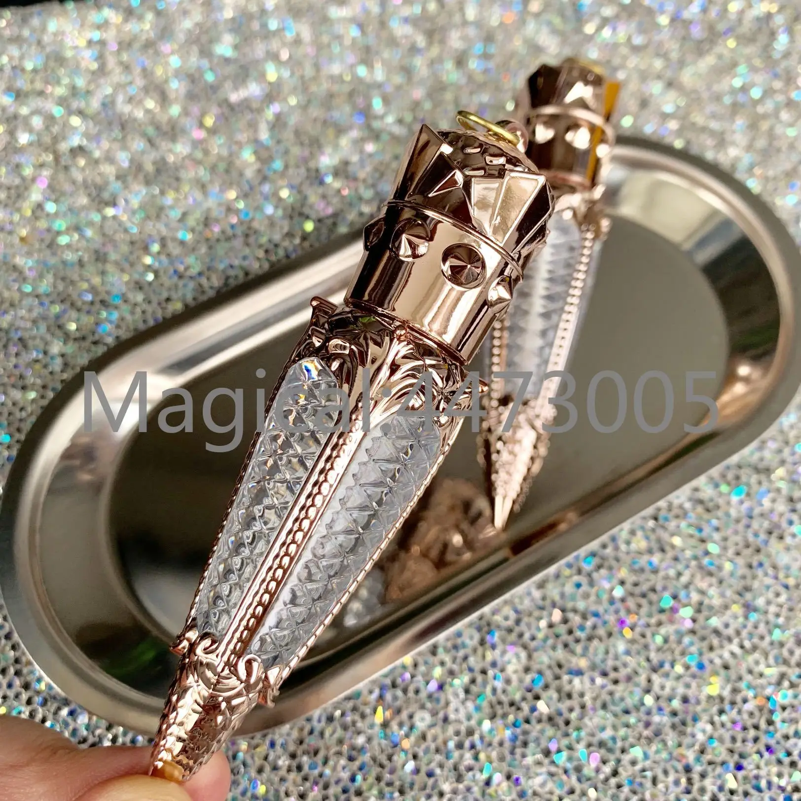 10/30/50pcs 4ml Empty Plastic Lip Gloss Tube,golden Queen's Sceptre DIY Clear Liquid Lipstick Container Radish Lipgloss Bottle
10/30/50pcs 4ml Empty Plastic Lip Gloss Tube,golden Queen's Sceptre DIY Clear Liquid Lipstick Container Radish Lipgloss Bottle