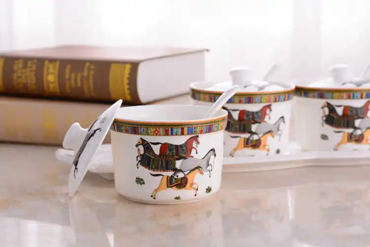 Salt Storage-Pots Spice-Jar Horse-Seasoning-Pot Kitchen-Tools Ceramic Cruet Condiment
Salt Storage-Pots Spice-Jar Horse-Seasoning-Pot Kitchen-Tools Ceramic Cruet Condiment