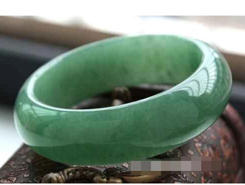 free shipping ~$wholesale_jewelry_wig$ Certified Natural Beautiful Green Jadeite Bangle Bracelet Handmade 58-59mm
free shipping ~$wholesale_jewelry_wig$ Certified Natural Beautiful Green Jadeite Bangle Bracelet Handmade 58-59mm