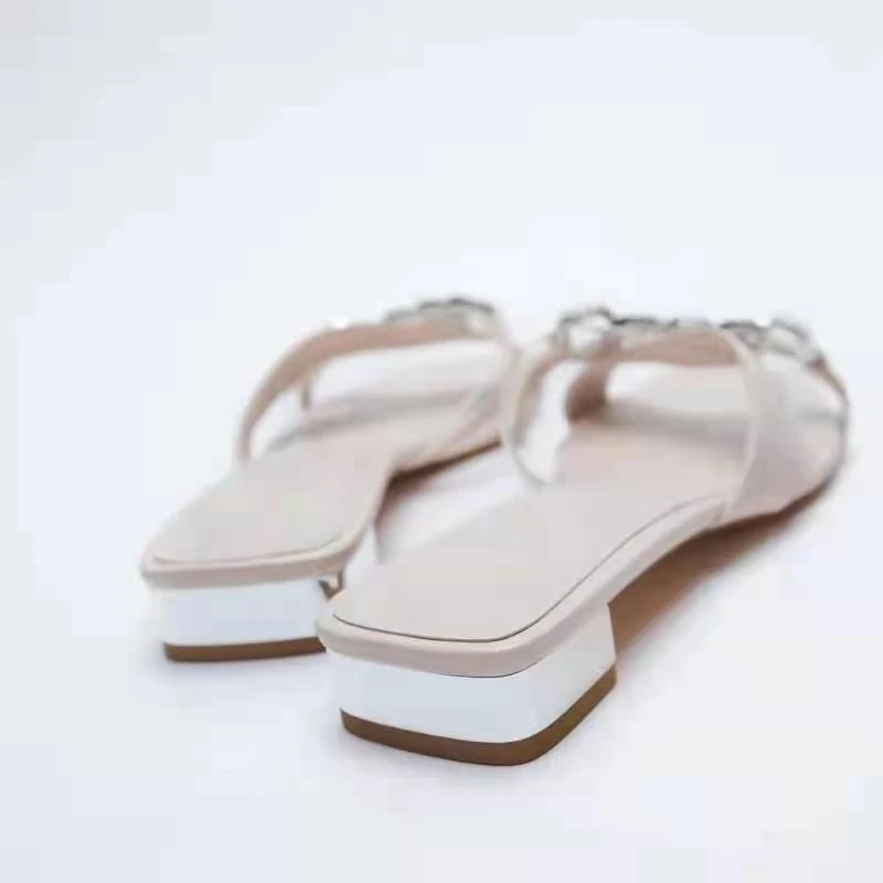 Square heel Female Shoes Slippers Soft Slides Med Fashion Jelly Flip Flops Loafers Block 2021 Comfort Luxury Glitter PU Rubber C
Square heel Female Shoes Slippers Soft Slides Med Fashion Jelly Flip Flops Loafers Block 2021 Comfort Luxury Glitter PU Rubber C
