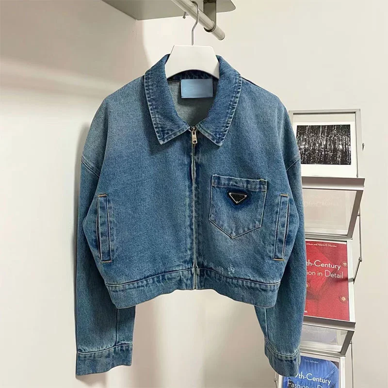 Fall / winter 21 new inverted triangle wash short denim jacket loose and thin Vintage Zipper Jacket Women
Fall / winter 21 new inverted triangle wash short denim jacket loose and thin Vintage Zipper Jacket Women