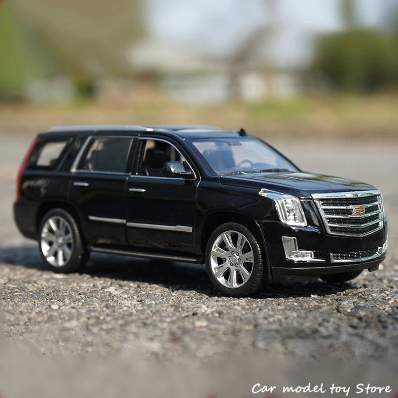 WELLY 1:27 Cadillac 2017 Escalade SUV simulation alloy car model crafts decoration collection toy tools gift
WELLY 1:27 Cadillac 2017 Escalade SUV simulation alloy car model crafts decoration collection toy tools gift