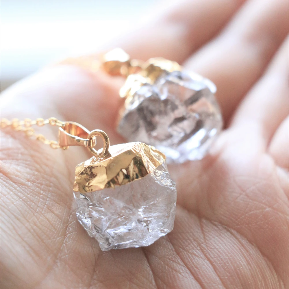 Raw Stone Gold Necklaces Women Healing Crystal Pendant Necklace Boho White Quartzs Jewelry Birthstone Gift
Raw Stone Gold Necklaces Women Healing Crystal Pendant Necklace Boho White Quartzs Jewelry Birthstone Gift