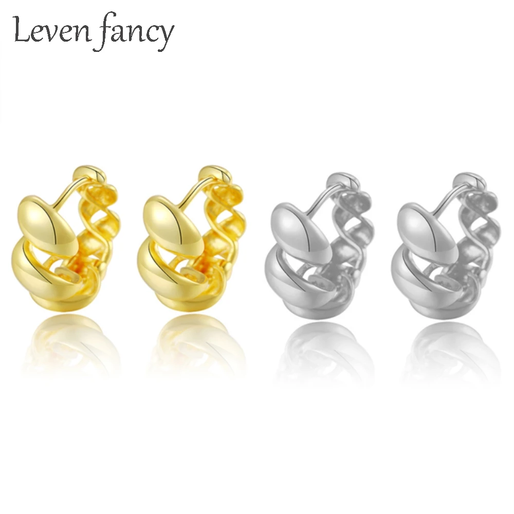 925 Sterling Silver Gold Small Hoop Earrings Dainty Minimalist Open Twisted Croissant Piercing Earrings for Women Gift
925 Sterling Silver Gold Small Hoop Earrings Dainty Minimalist Open Twisted Croissant Piercing Earrings for Women Gift