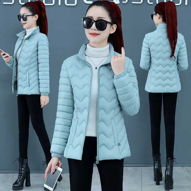 Cotton padded jacket women's short Korean women's light cotton padded jacket 2020 new large size mother's winter cotton padded
Cotton padded jacket women's short Korean women's light cotton padded jacket 2020 new large size mother's winter cotton padded