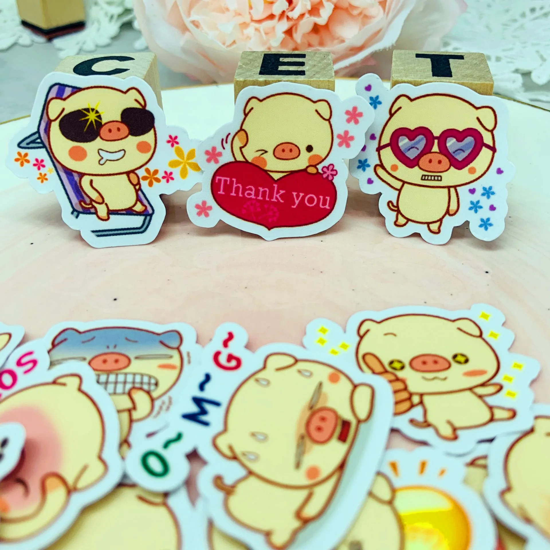 40 pcs Cartoon cute piggy Waterproof laptap stickers for Home decor on laptop decal fridge skateboard doodle toy sticker
40 pcs Cartoon cute piggy Waterproof laptap stickers for Home decor on laptop decal fridge skateboard doodle toy sticker
