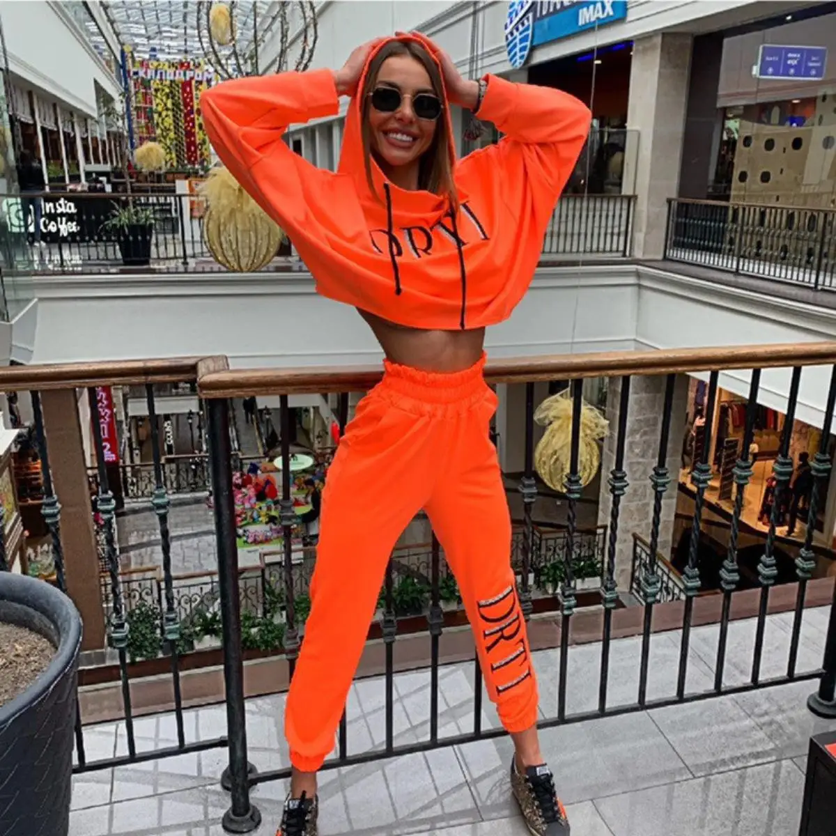 Solid Zipper Hoodie Jumpsuits Women Autumn New Slim Casual Skinny Streetwear Active Fitness Sporty Work Out Rompers
Solid Zipper Hoodie Jumpsuits Women Autumn New Slim Casual Skinny Streetwear Active Fitness Sporty Work Out Rompers