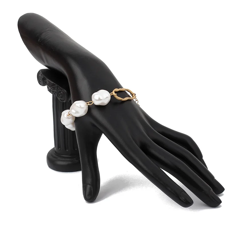 Fashion Creative Irregular Pearl Gold Bracelets Simple Style Temperament Metal Bracelet For Women Party Jewelry
Fashion Creative Irregular Pearl Gold Bracelets Simple Style Temperament Metal Bracelet For Women Party Jewelry