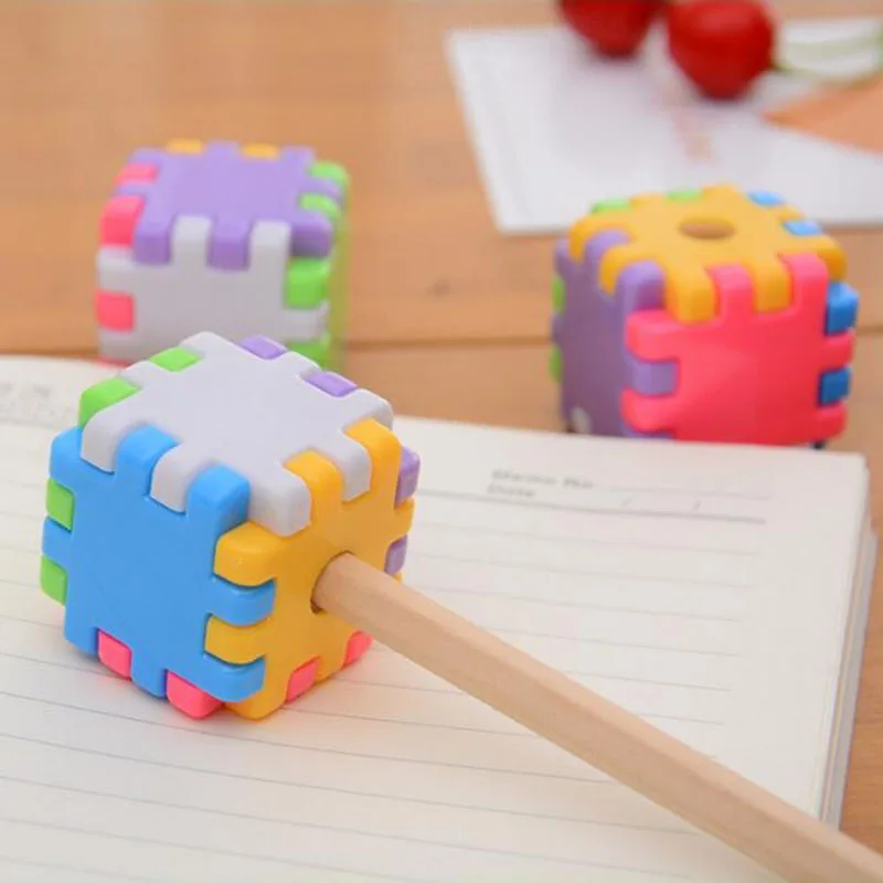 2pc Creative Building Blocks Assembling Pencil Sharpener Children Pencil Sharpener Primary School Supplies Kawaii Stationery
2pc Creative Building Blocks Assembling Pencil Sharpener Children Pencil Sharpener Primary School Supplies Kawaii Stationery