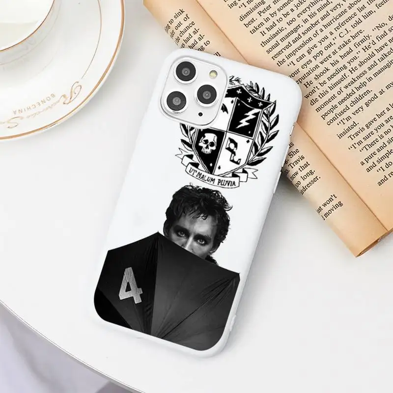 Umbrella Academy luxury Phone Case coque capa Candy Color for iPhone 11 12 mini pro XS MAX 8 7 6 6S Plus X SE 2020 XR
Umbrella Academy luxury Phone Case coque capa Candy Color for iPhone 11 12 mini pro XS MAX 8 7 6 6S Plus X SE 2020 XR