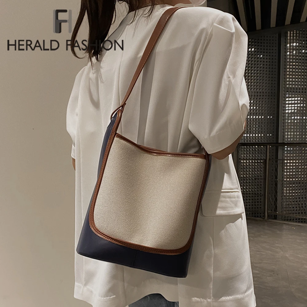 Patchwork Pu Leather Bucket Bags for Women 2021 Retro Style Handbag Vintage Messenger Bag Ladies Large Solid Color Shoulder Bag
Patchwork Pu Leather Bucket Bags for Women 2021 Retro Style Handbag Vintage Messenger Bag Ladies Large Solid Color Shoulder Bag