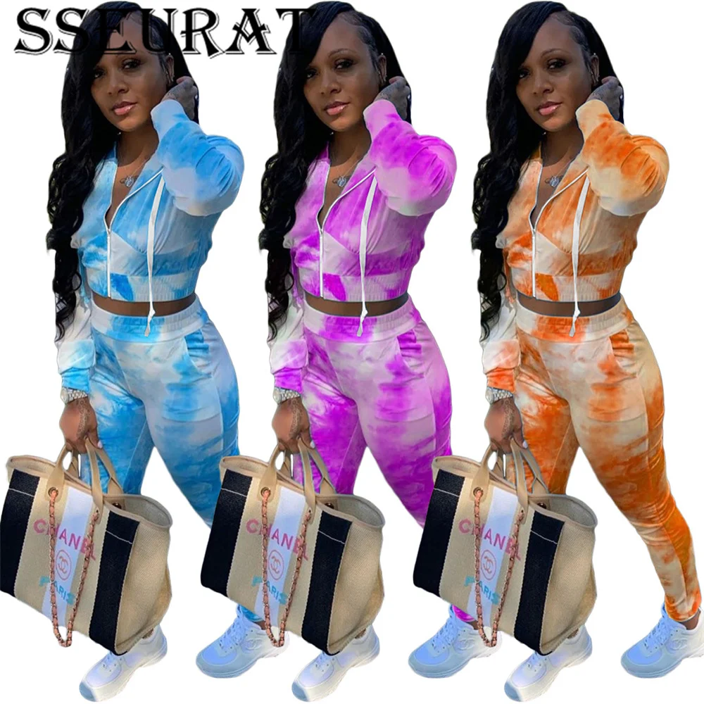 SSEURAT Two Piece Set for Women Tie Dye Print Long Sleeve Hooded Tops and Pencil Pants Suits Autumn Sport Outfit
SSEURAT Two Piece Set for Women Tie Dye Print Long Sleeve Hooded Tops and Pencil Pants Suits Autumn Sport Outfit