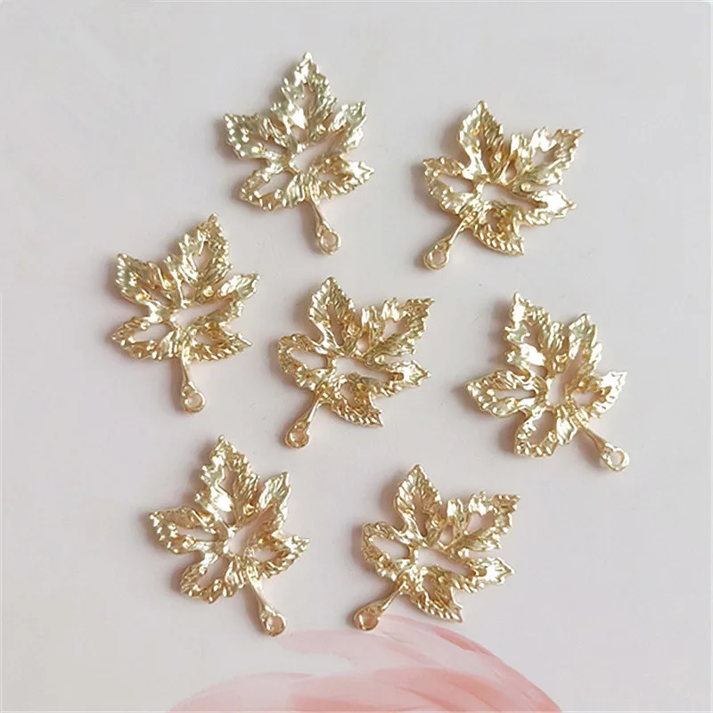 10Pcs/lot Alloy Metal Golden Mapel Leaf Buttons Pendants Ornaments Jewelry Earrings Choker Hair DIY Jewelry Accessories Handmade
10Pcs/lot Alloy Metal Golden Mapel Leaf Buttons Pendants Ornaments Jewelry Earrings Choker Hair DIY Jewelry Accessories Handmade