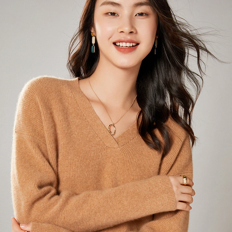 2021 Autumn Winter New Women's Sweater V-Neck Solid Color 100% Pure Wool Pullover Fashion Plus Size Soft Warm Knitted Outwear
2021 Autumn Winter New Women's Sweater V-Neck Solid Color 100% Pure Wool Pullover Fashion Plus Size Soft Warm Knitted Outwear