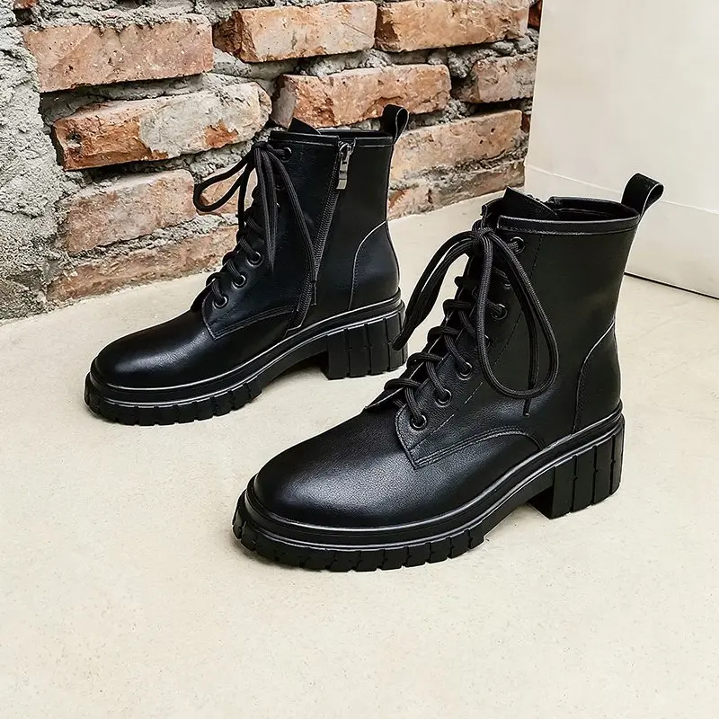 Krazing pot genuine leather lace up elegant round toe western boots winter keep warm thick high heels leisure ankle boots L01
Krazing pot genuine leather lace up elegant round toe western boots winter keep warm thick high heels leisure ankle boots L01