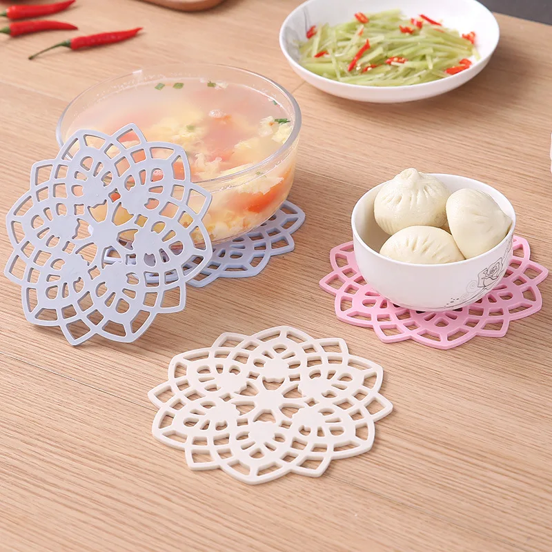 The New Hollow Table Mat Anti-scalding Pot Mat Casserole Mat Bowl Mat Plate Mat Coaster Table Place Mat Desktop Insulation Mat
The New Hollow Table Mat Anti-scalding Pot Mat Casserole Mat Bowl Mat Plate Mat Coaster Table Place Mat Desktop Insulation Mat