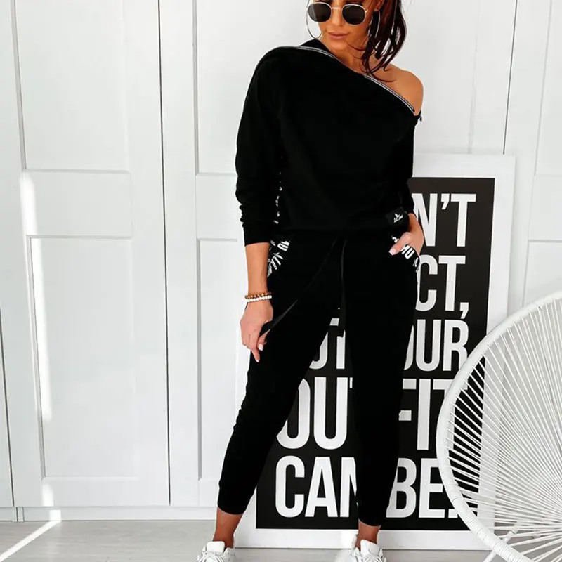 Женский комплект из топа с капюшоном и карманами на молнии с буквенным принтом H9
Женский комплект из топа с капюшоном и карманами на молнии с буквенным принтом H9