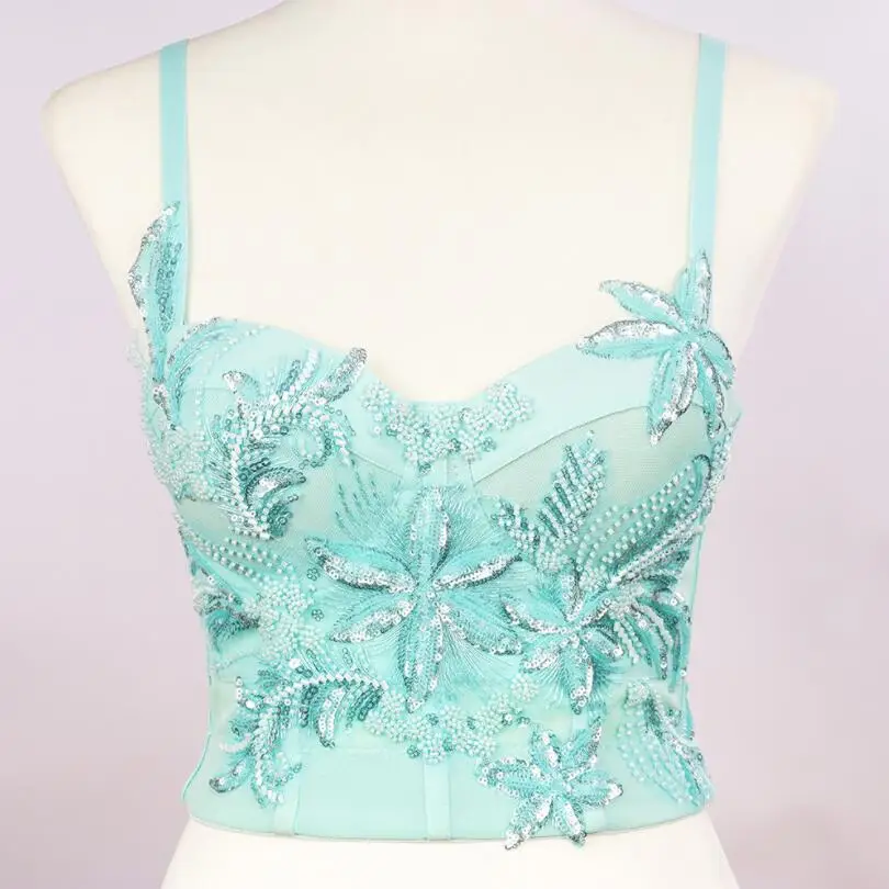 Sling Bra Camisoles Women Cropped Sequins Beaded Stitching Luxury Corset Top Stage Costumes Shiny Camis Female Street Vest p803
Sling Bra Camisoles Women Cropped Sequins Beaded Stitching Luxury Corset Top Stage Costumes Shiny Camis Female Street Vest p803